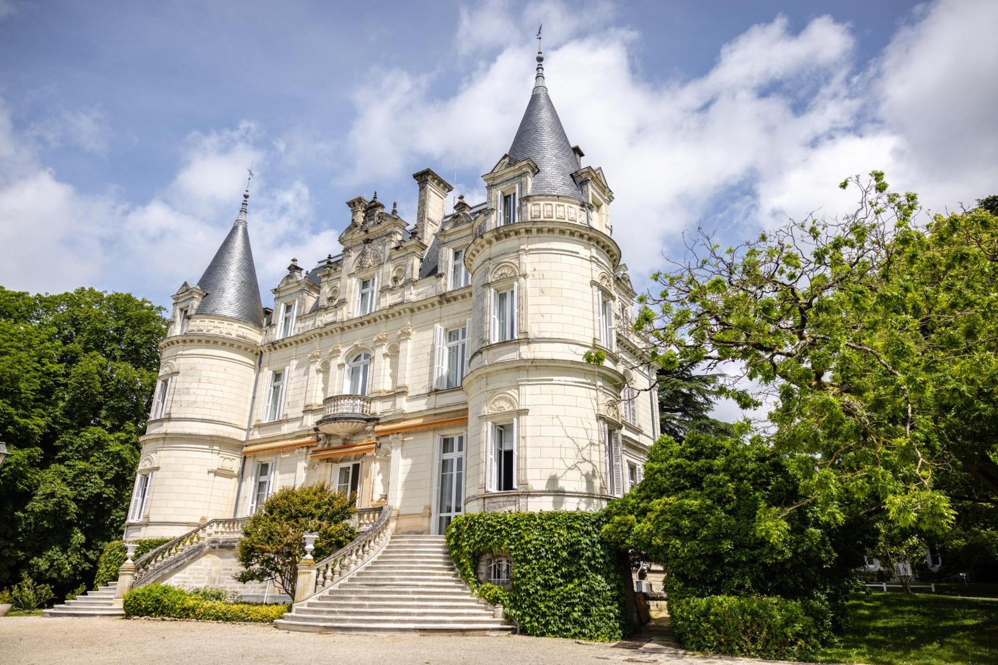 Domaine De La Tortiniere Hotel Veigné Kültér fotó