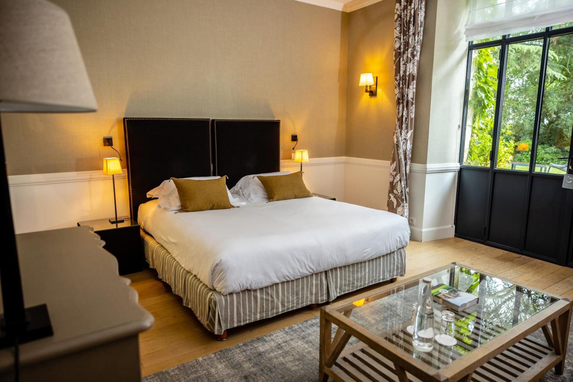 Domaine De La Tortiniere Hotel Veigné Kültér fotó