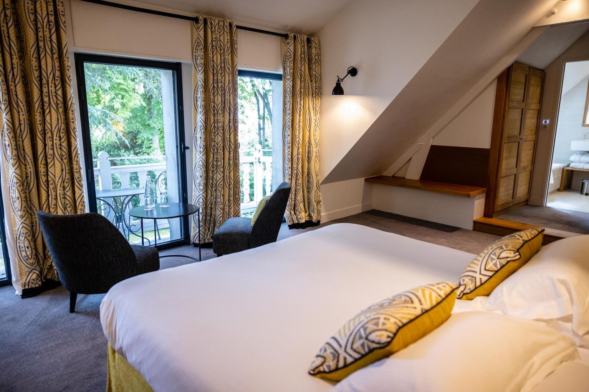 Domaine De La Tortiniere Hotel Veigné Kültér fotó